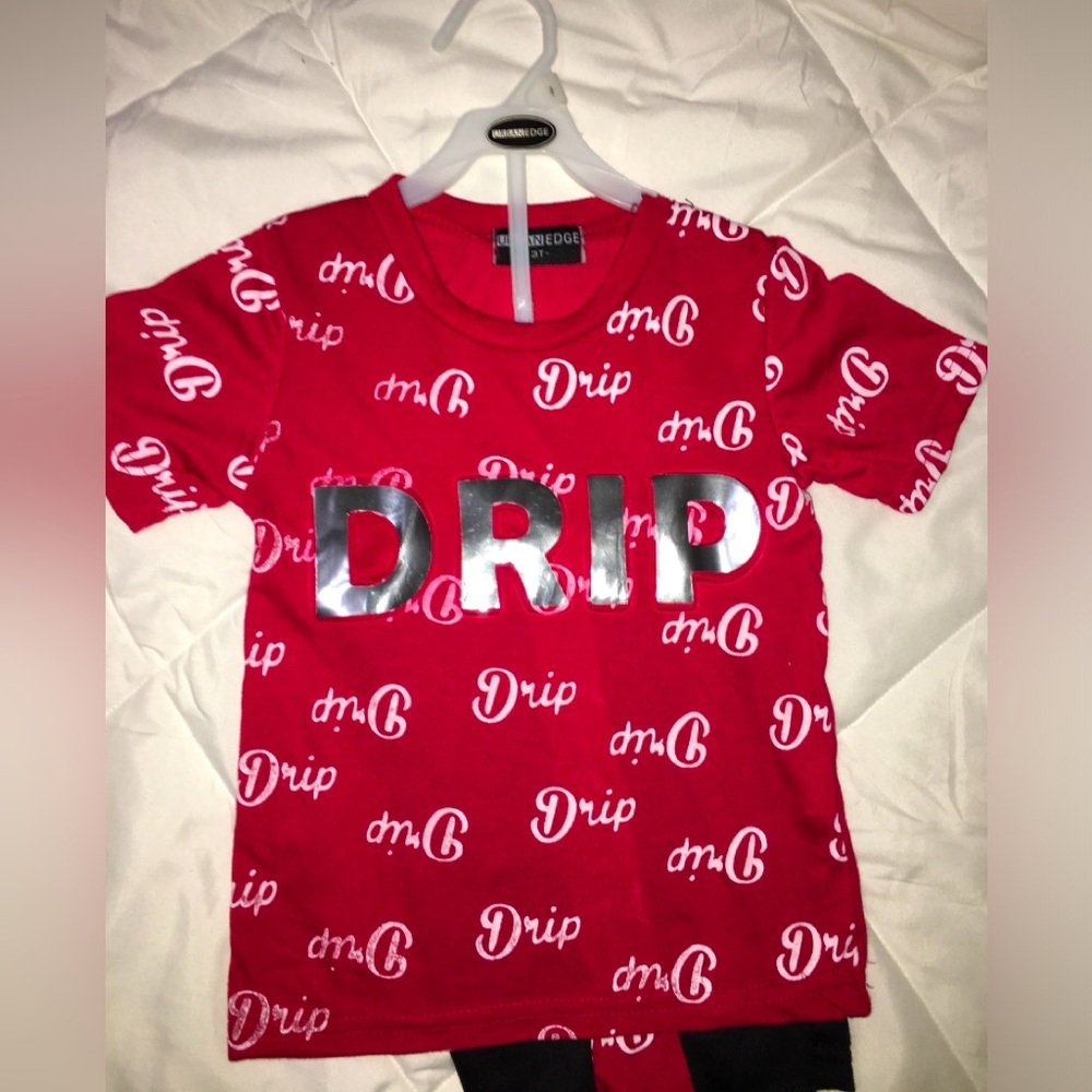 New 2 piece Drip mirror Kids T-Shirt and Shorts size 3T